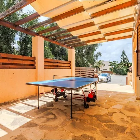 Isla בית נופש